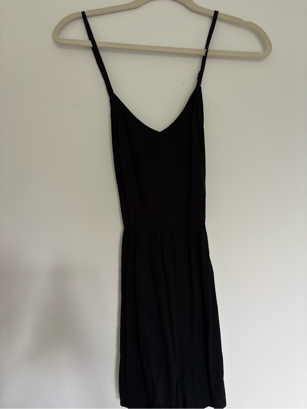 Black Spaghetti Garage Romper - Classic Women's Wear